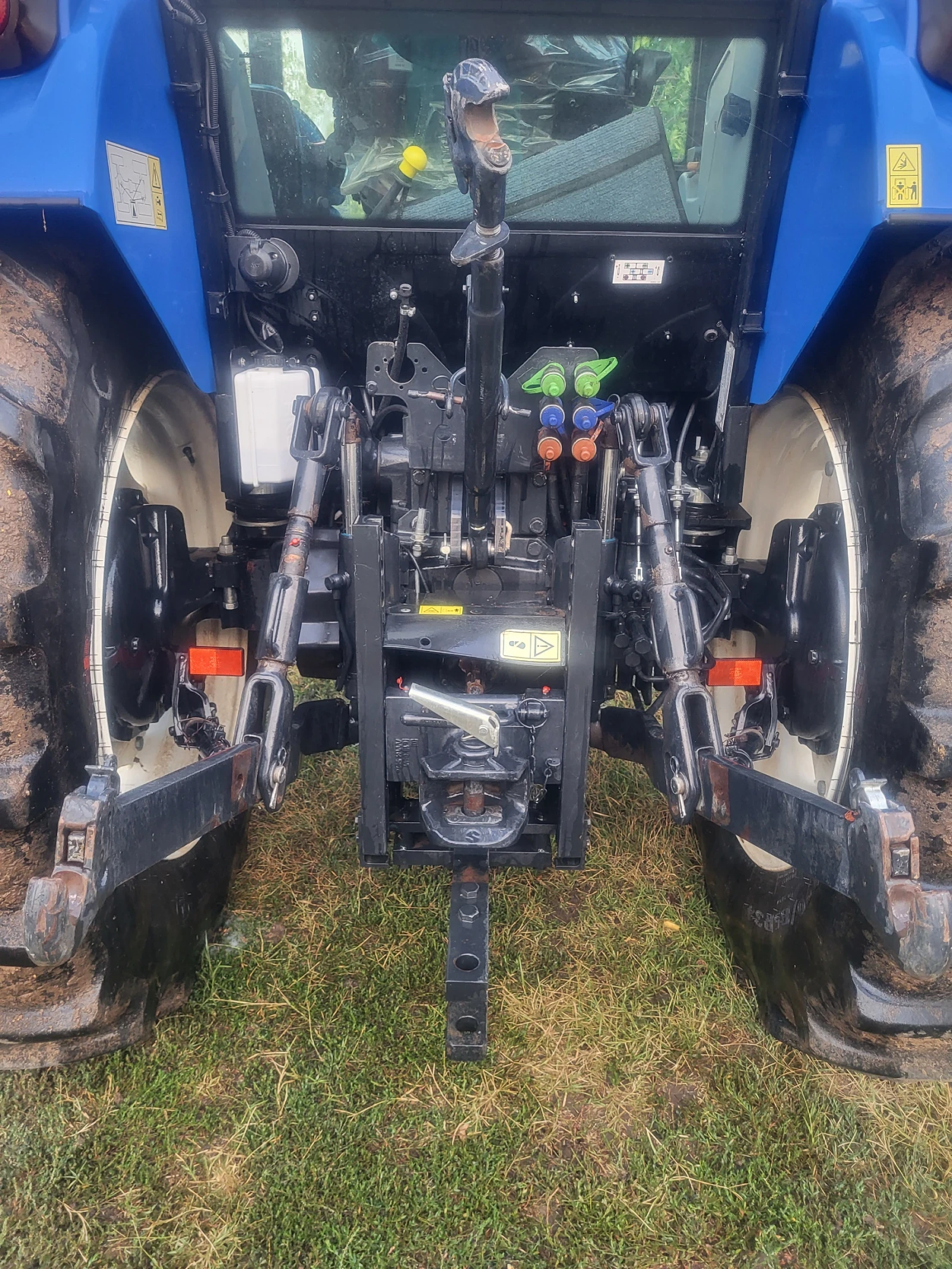 Трактор New Holland TD5 115 - изображение 6