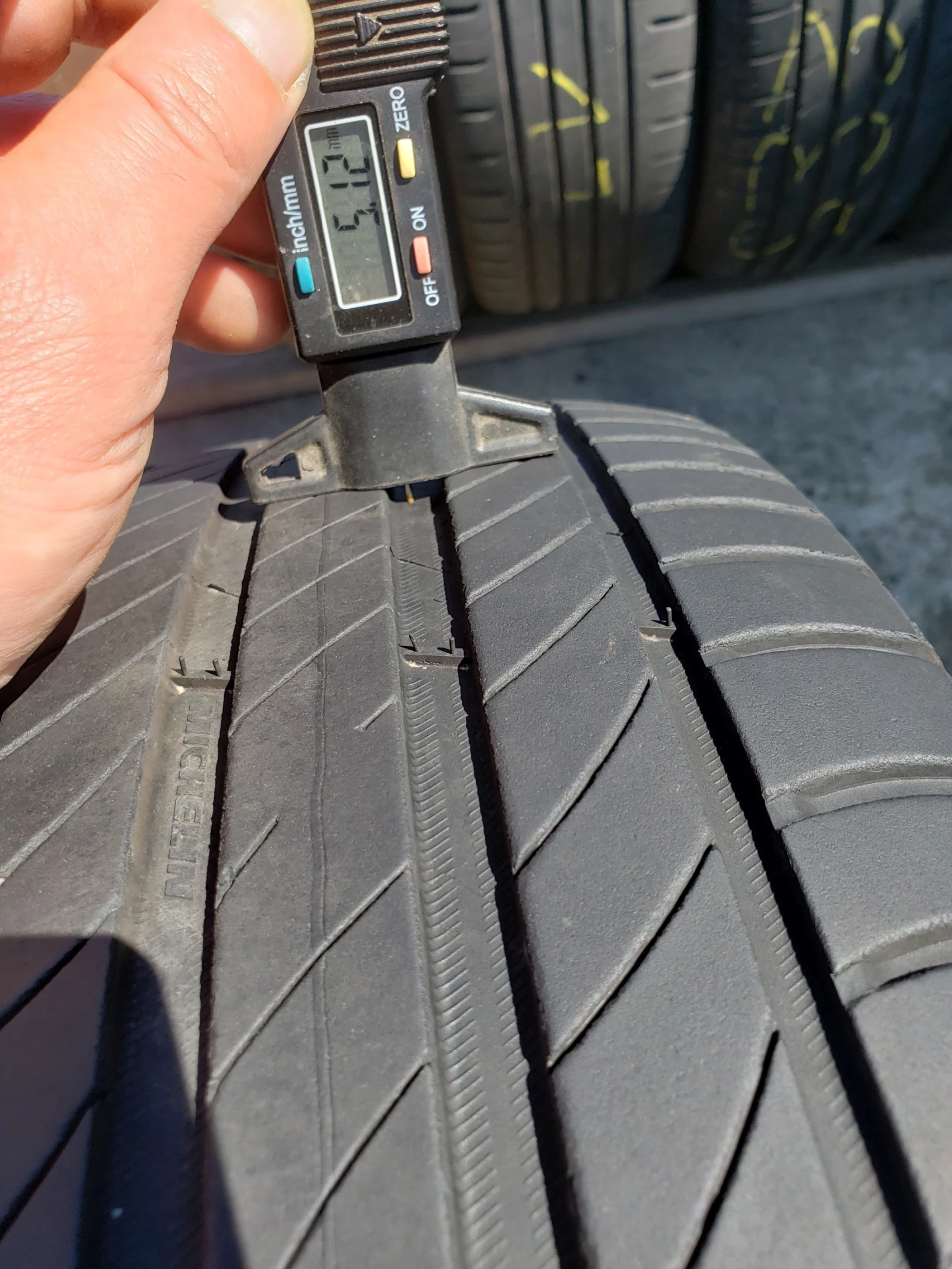 Гуми Летни 205/60R16, снимка 7 - Гуми и джанти - 54491492