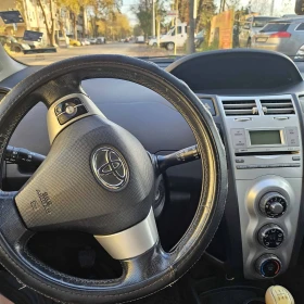 Toyota Yaris, снимка 2
