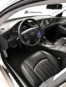 Mercedes-Benz CLS 350 * Всички екстри* Сервизна История* Поръчков, снимка 11