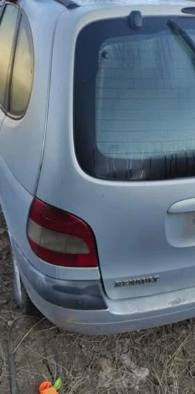     Renault Scenic 1.9   