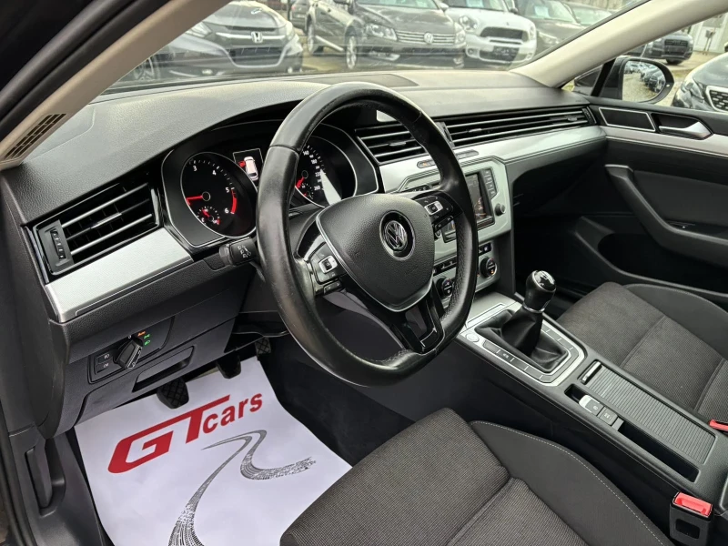 VW Passat 2.0TDI FULL-LED, снимка 8 - Автомобили и джипове - 48984540