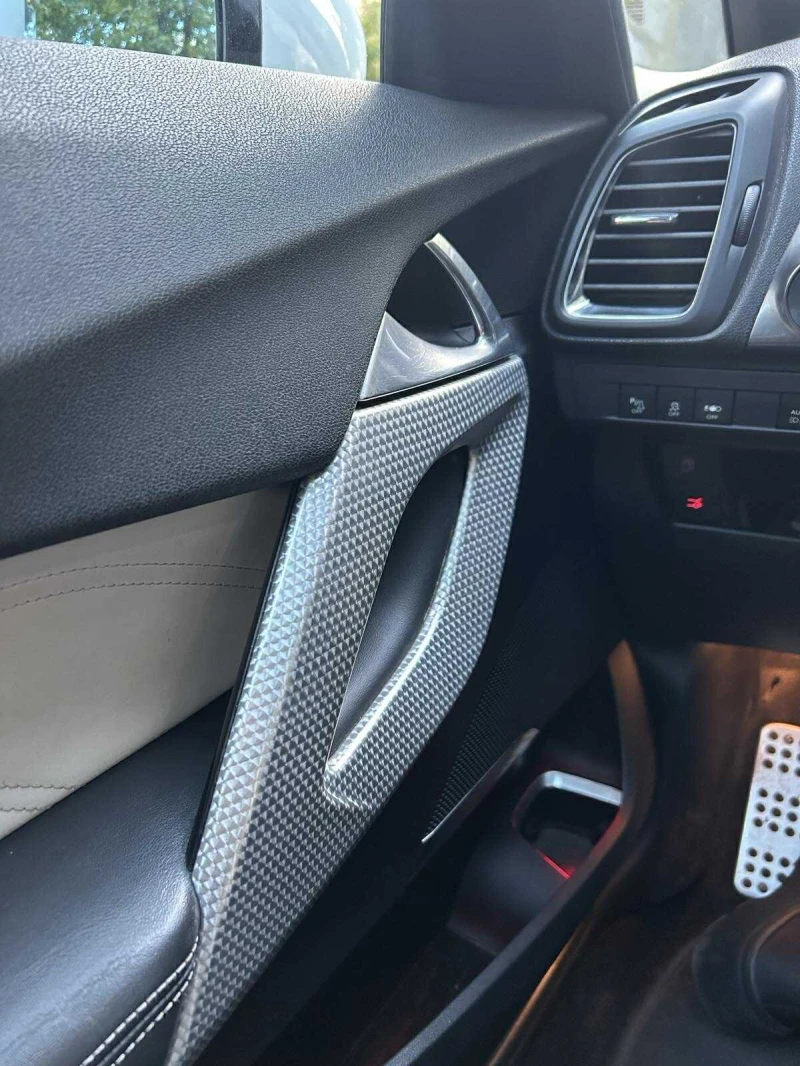 DS DS 5 Citro&#235;n DS 5 Hybrid (Diesel-Electric) 4WD, снимка 9 - Автомобили и джипове - 52264873