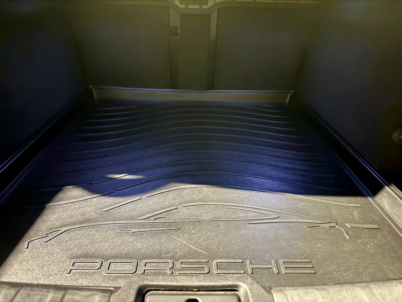 Porsche Taycan Turbo S MY25, снимка 12 - Автомобили и джипове - 52304682