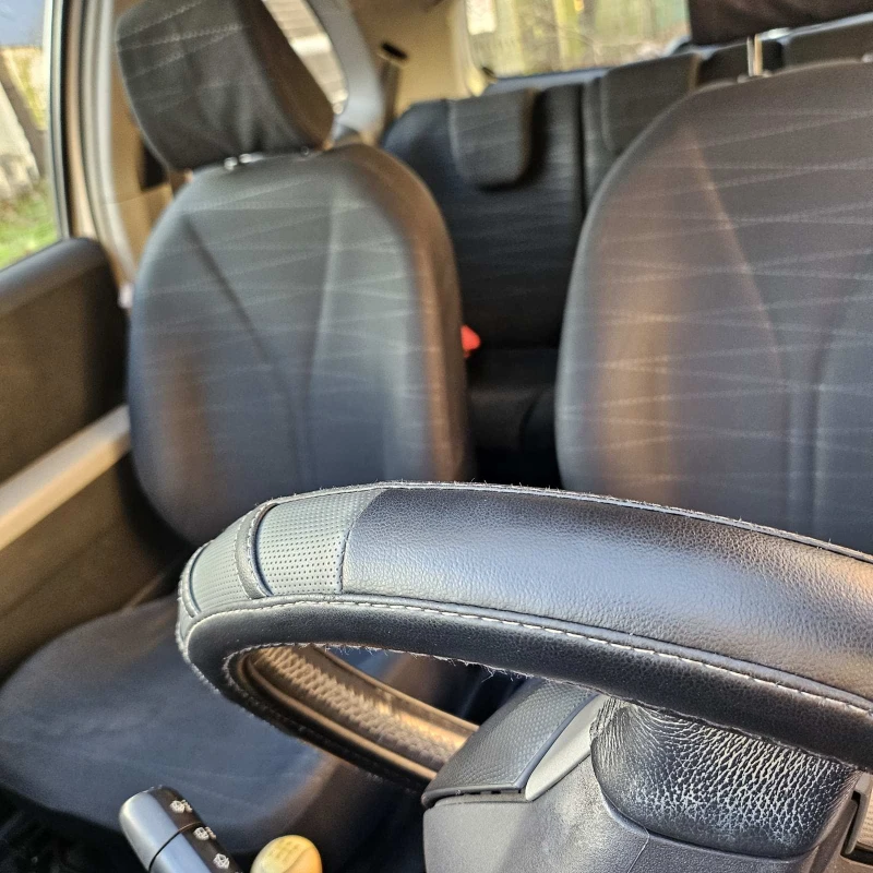 Toyota Yaris, снимка 5 - Автомобили и джипове - 52546234