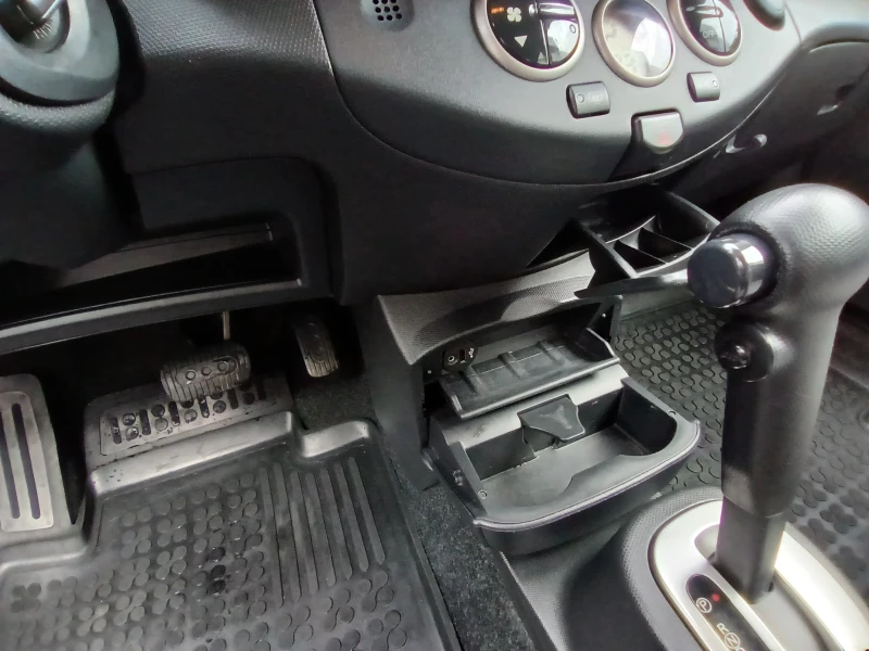 Nissan Micra 1.4 к12, снимка 5 - Автомобили и джипове - 52773011