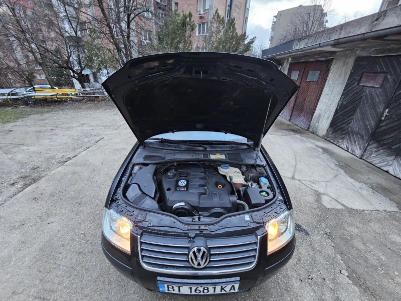 VW Passat 1.9 TDI, снимка 11 - Автомобили и джипове - 53237001