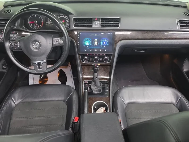 VW Passat 2.0 TDI, снимка 7 - Автомобили и джипове - 54298579