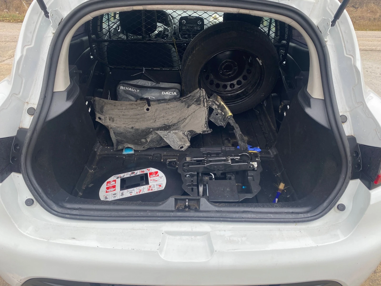 Renault Clio 1.5 DCI 75кс. | Mobile.bg — изображение 12