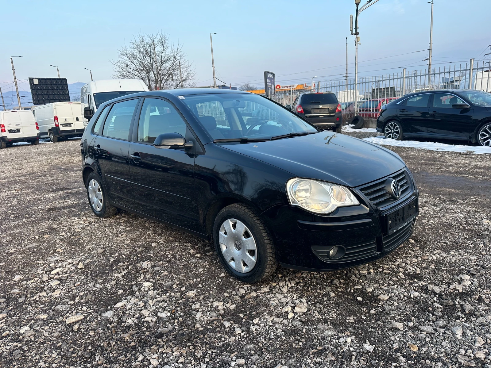 VW Polo 1.2i 54kc - изображение 7