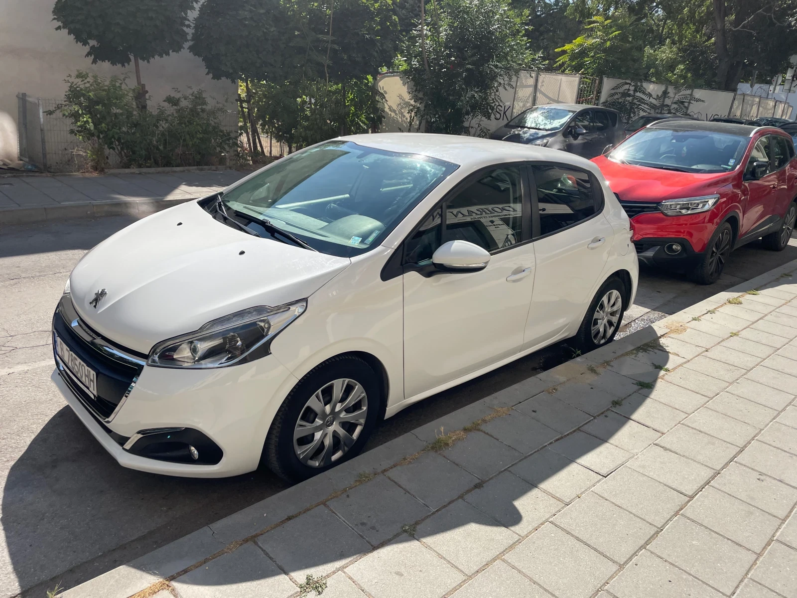 Peugeot 208 1.2 puretech - изображение 2