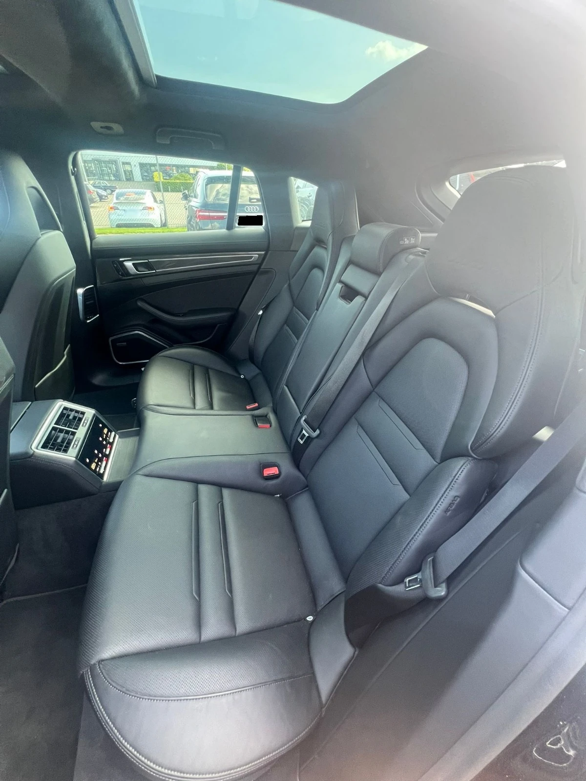 Porsche Panamera Turbo Sport Turismo - изображение 9