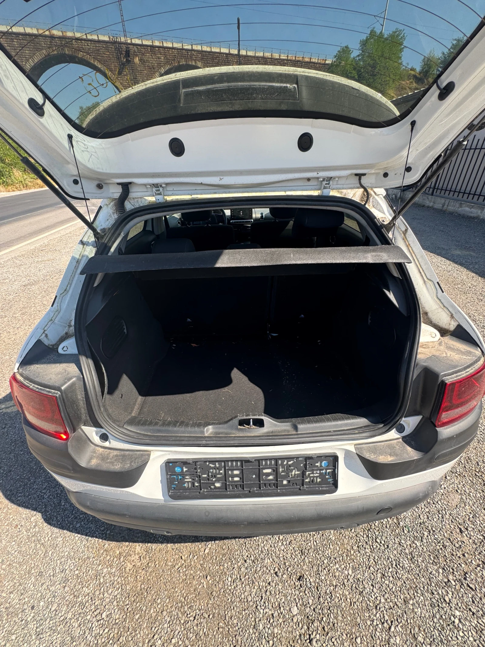 Citroen C4 Cactus 1.2i HM01 | Mobile.bg — изображение 13