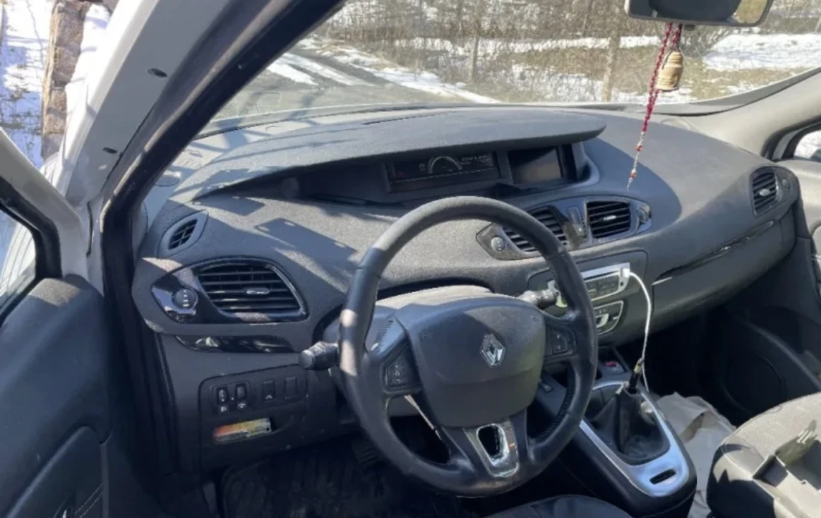 Renault Scenic 1.5 dci - изображение 4