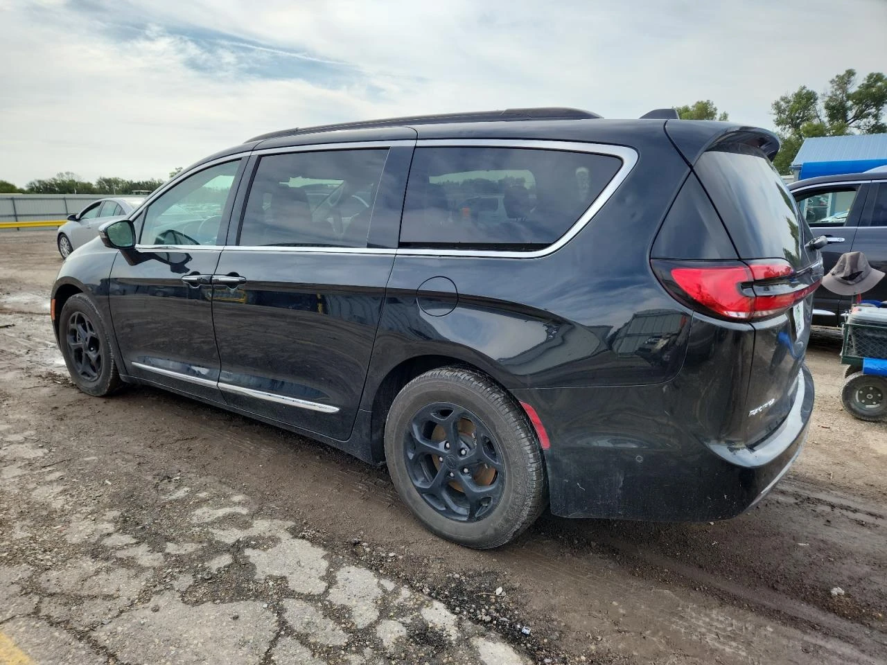 Chrysler Pacifica LIMITED 3.6L * *  | Mobile.bg   6