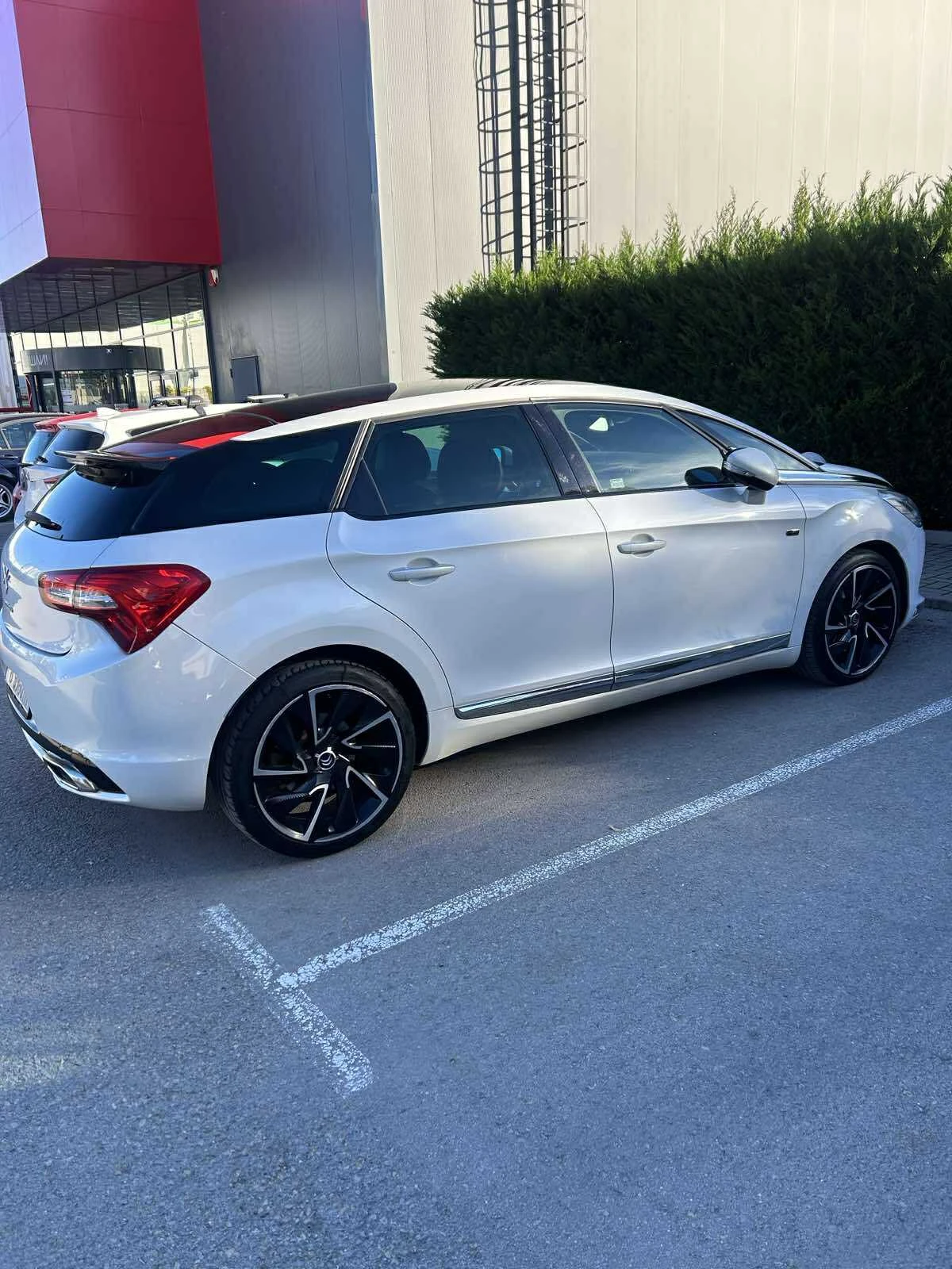 DS DS 5 Citroën DS 5 Hybrid (Diesel-Electric) 4WD | Mobile.bg   6