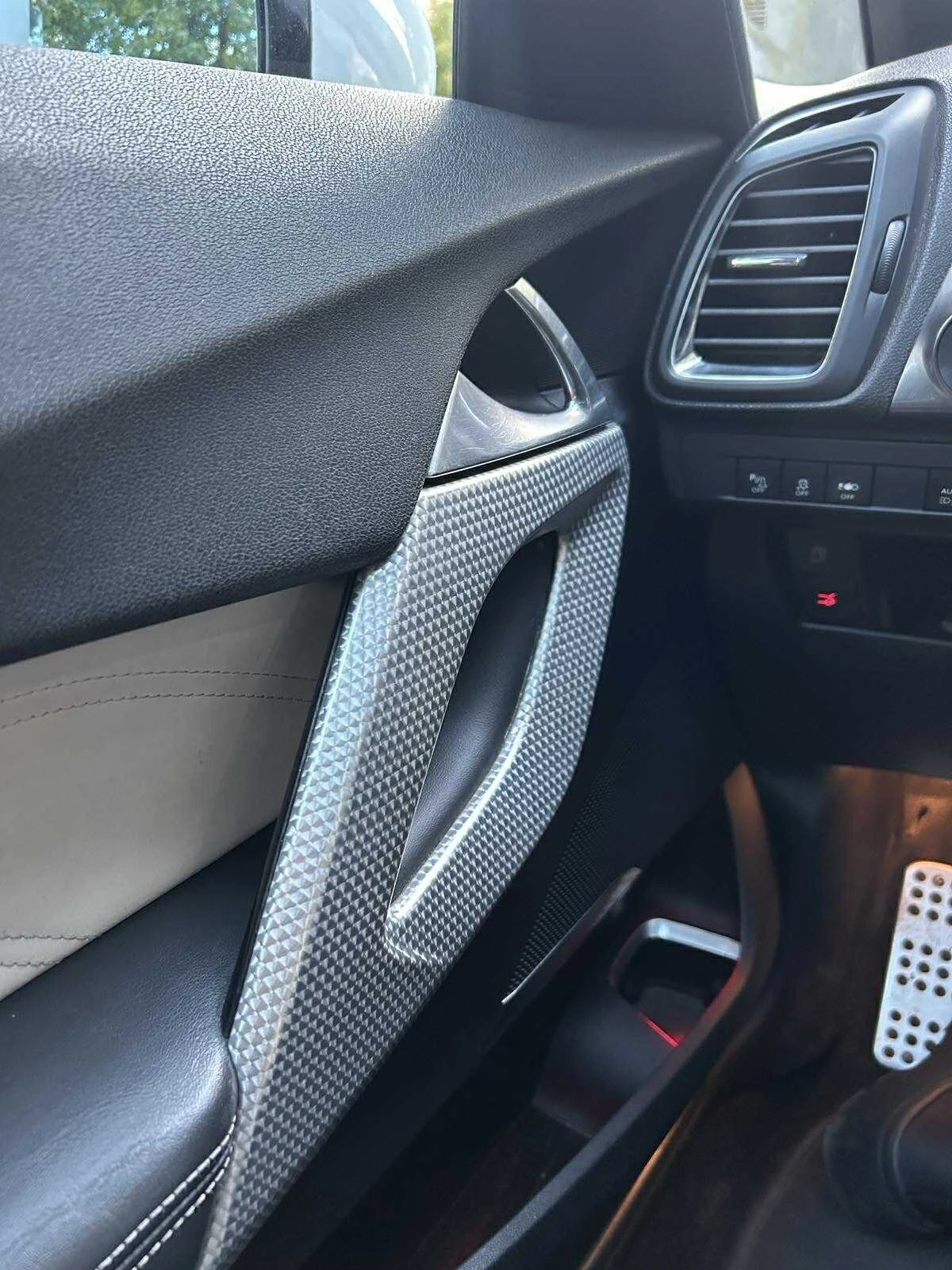 DS DS 5 Citroën DS 5 Hybrid (Diesel-Electric) 4WD | Mobile.bg   9