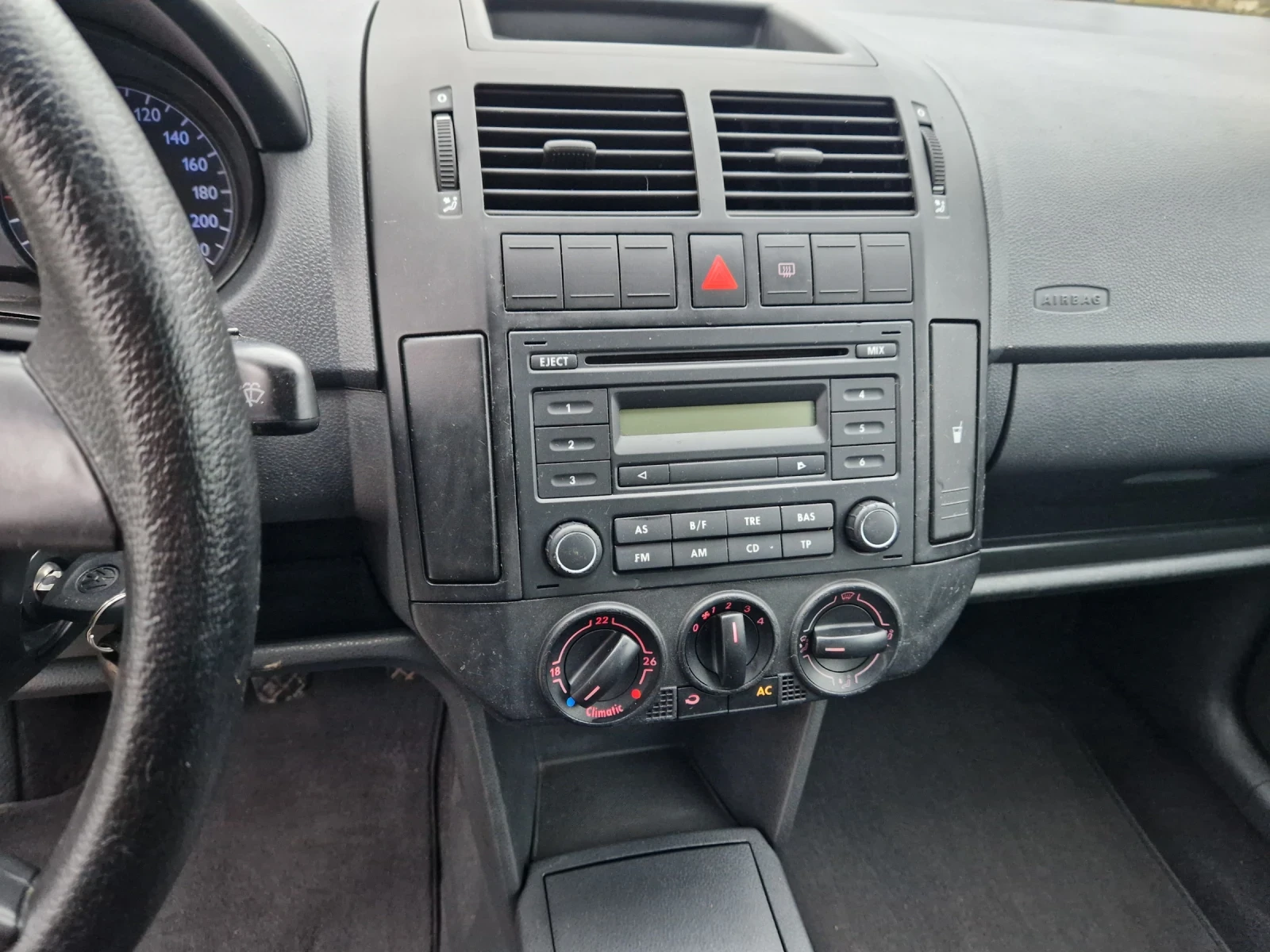 VW Polo 1.4TDI, 75, 04, 228.. | Mobile.bg   11