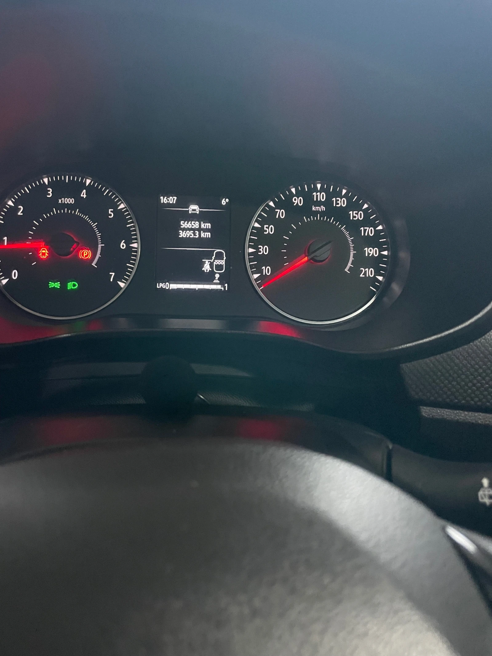 Dacia Sandero 0.9 Eco-G - изображение 7