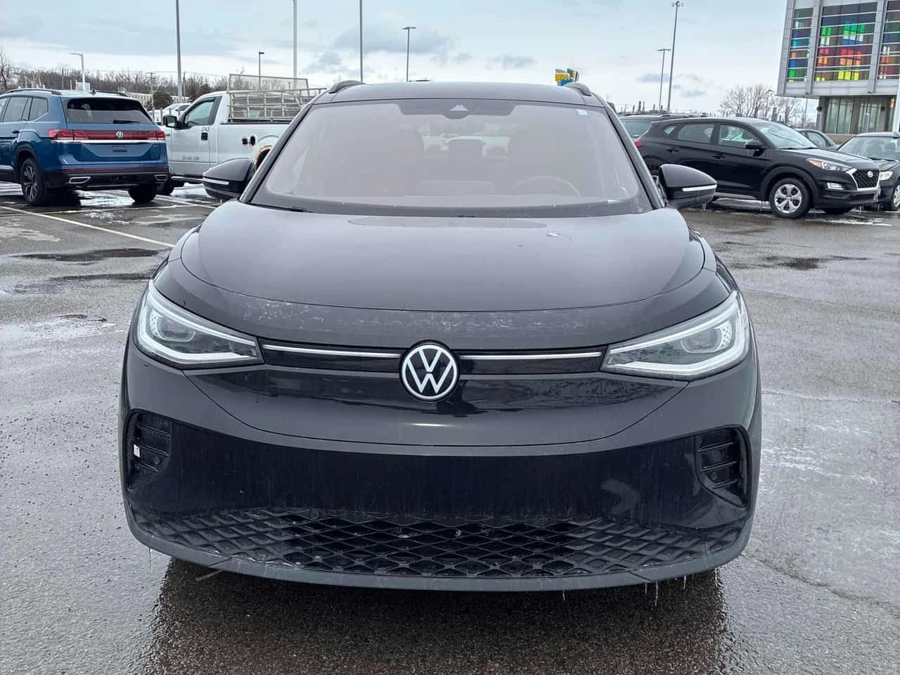 VW ID.4  Pro/CARFAX/4х4/Подгрев/Памет/, снимка 2 - Автомобили и джипове - 53831999