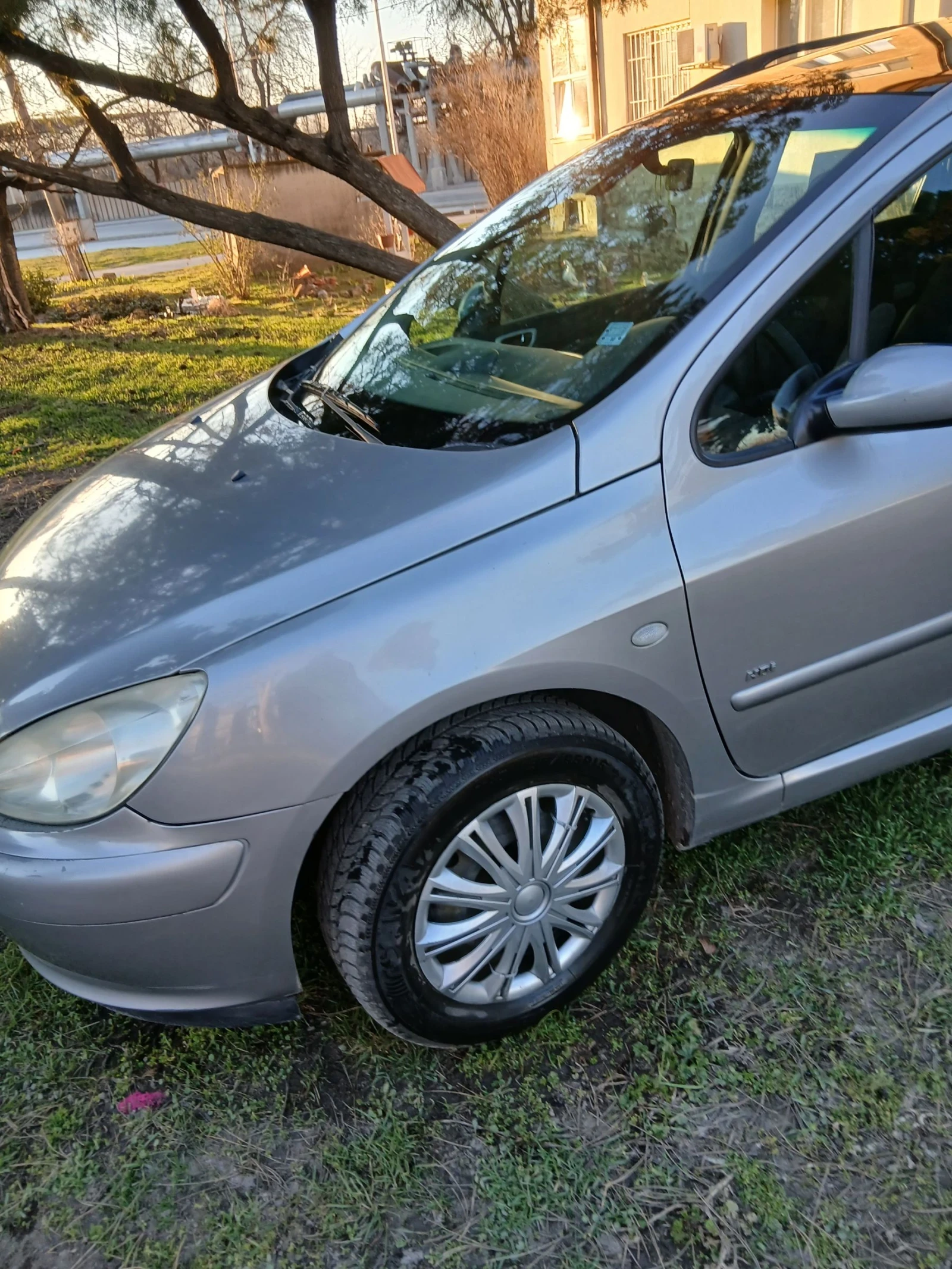 Peugeot 307 Комби, снимка 5 - Автомобили и джипове - 53902343