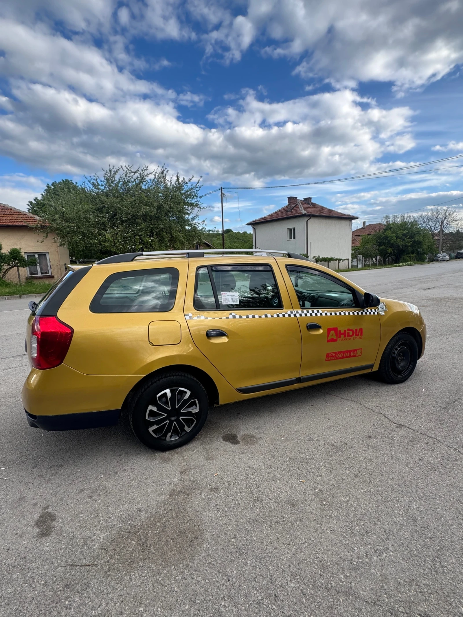 Dacia Logan, снимка 1 - Автомобили и джипове - 54568831