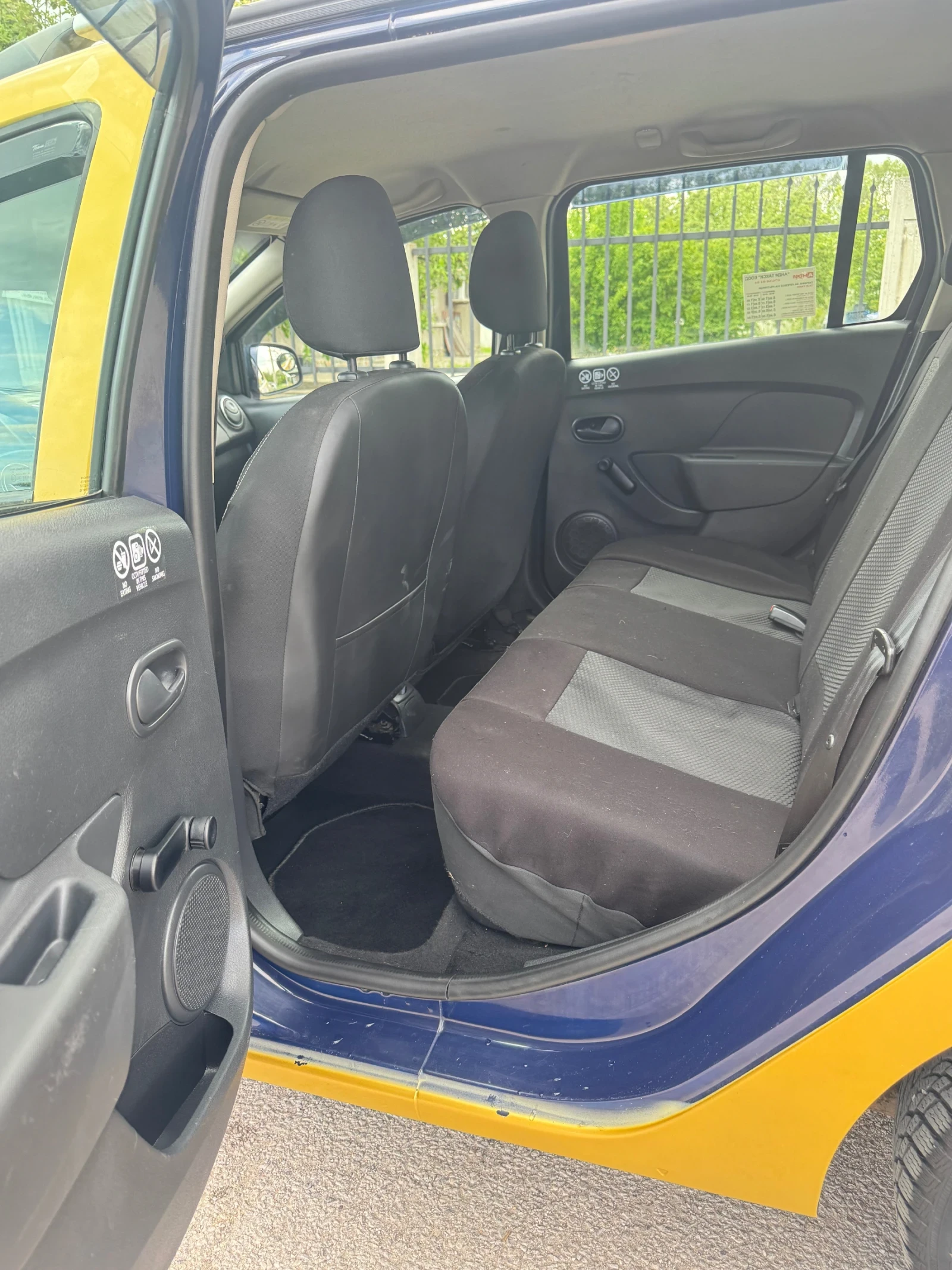 Dacia Logan, снимка 5 - Автомобили и джипове - 54568831