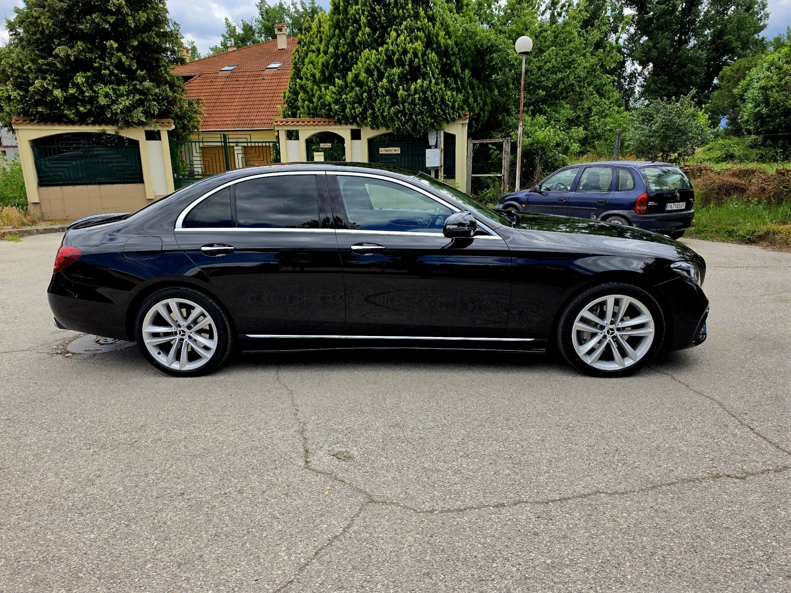 Mercedes-Benz E 350 350 AMG, снимка 4 - Автомобили и джипове - 54894285