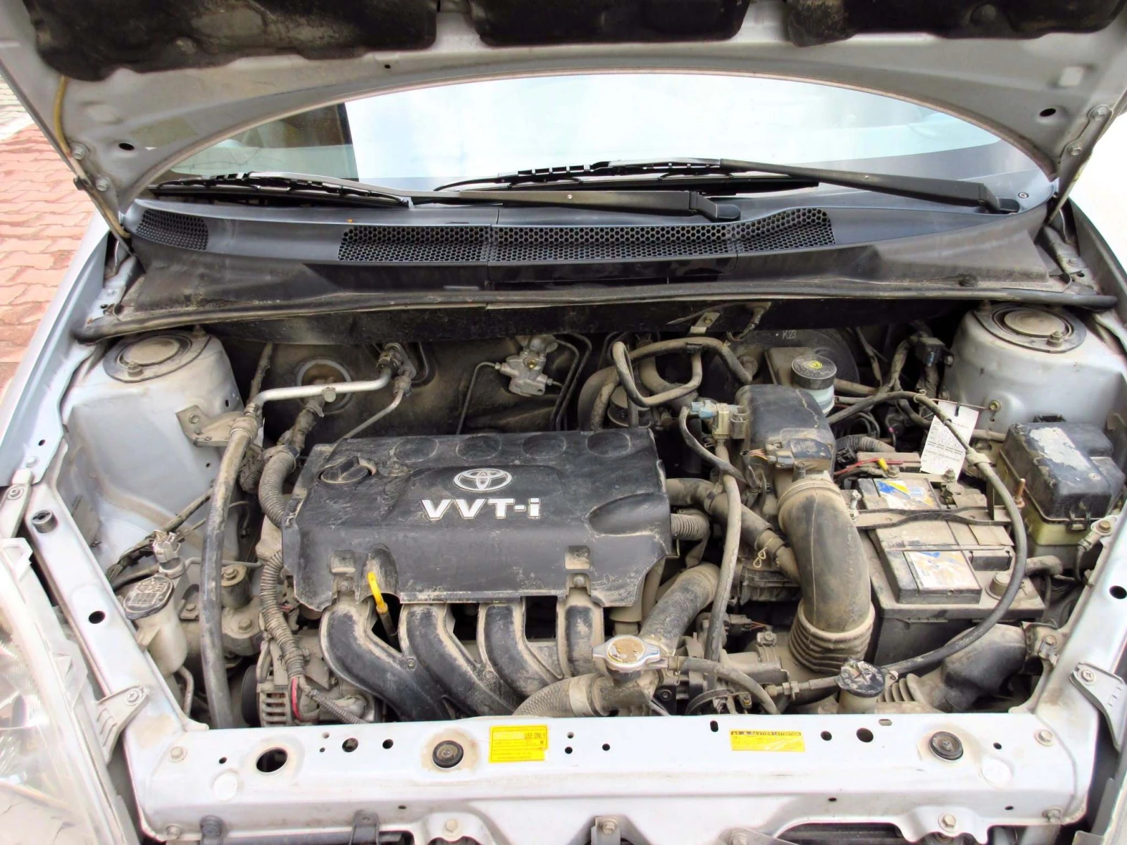 Toyota Yaris 1.3i, снимка 9 - Автомобили и джипове - 55063085