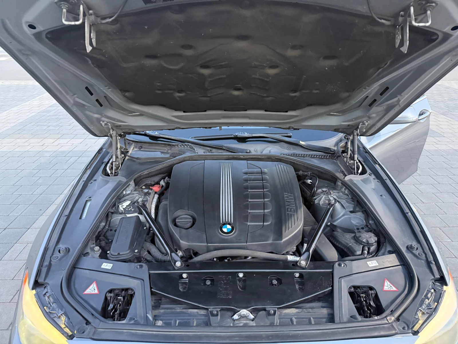 BMW 525 3L D, снимка 14 - Автомобили и джипове - 55695782