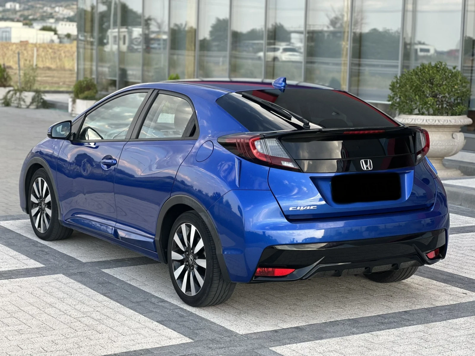 Honda Civic 1.8 IVTEC УНИКАТ, снимка 6 - Автомобили и джипове - 55708942