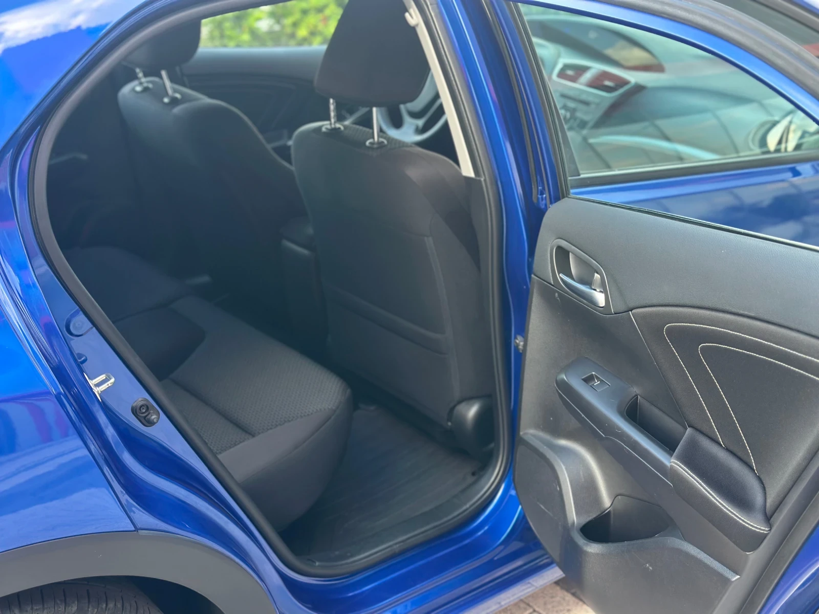 Honda Civic 1.8 IVTEC УНИКАТ, снимка 12 - Автомобили и джипове - 55708942