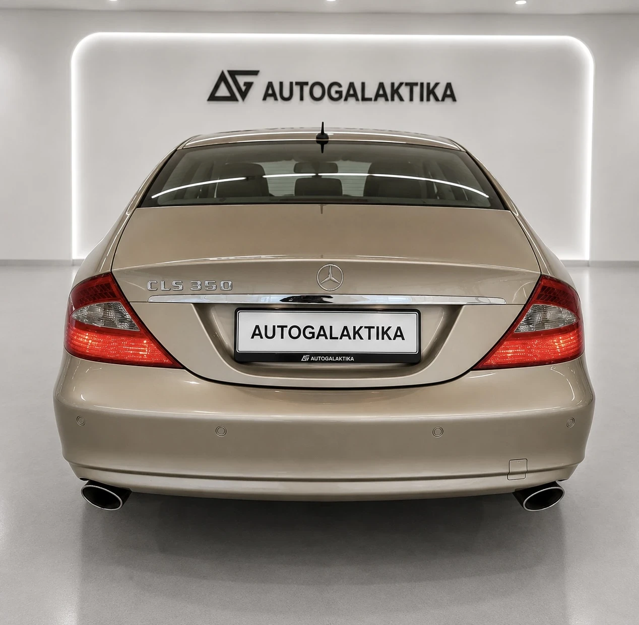 Mercedes-Benz CLS 350 * Всички екстри* Сервизна История* Поръчков, снимка 15 - Автомобили и джипове - 55781141
