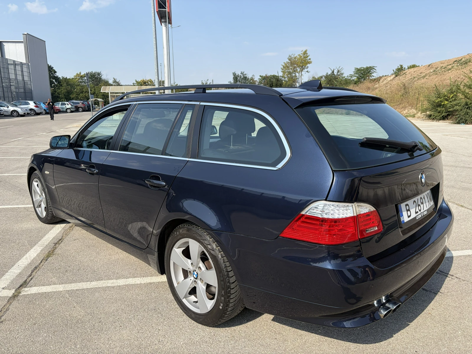 BMW 530 xDrive * Dynamic Xenon* Comfort * Panorama * , снимка 8 - Автомобили и джипове - 55803538