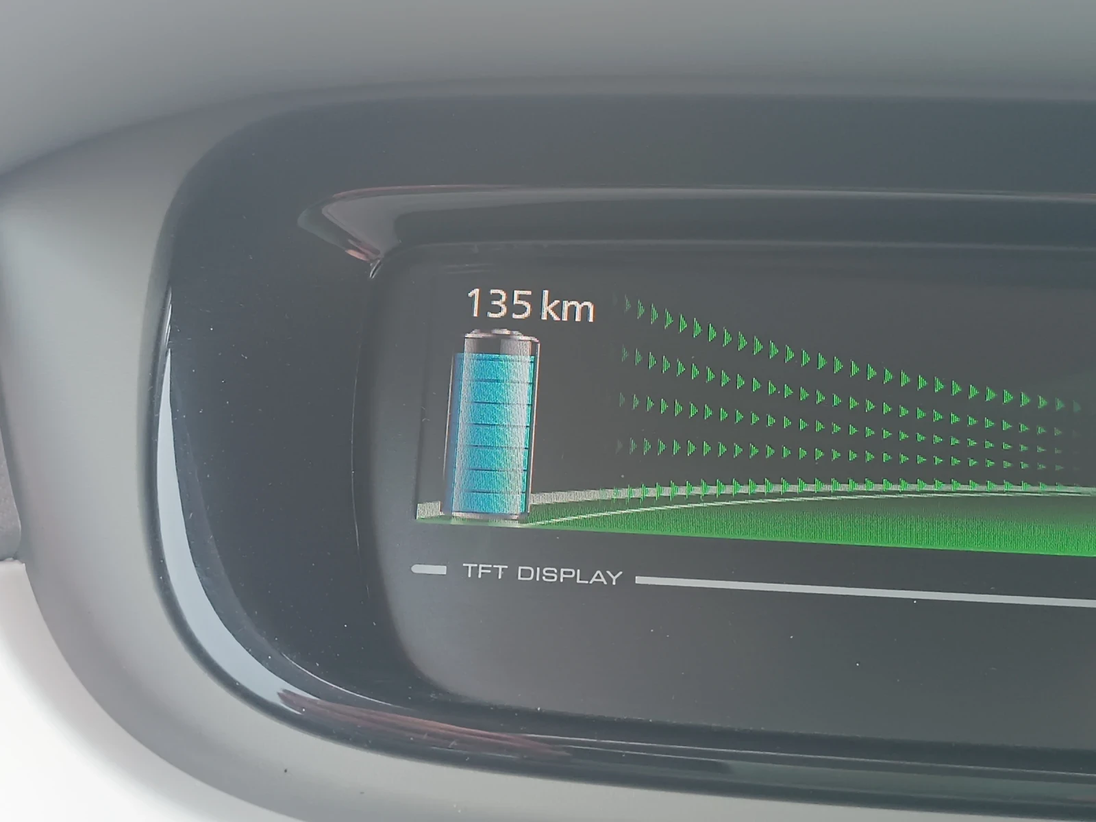 Renault Zoe INTENS, ПЕРФЕКТНО, ЛИЗИНГ , снимка 10 - Автомобили и джипове - 56012372