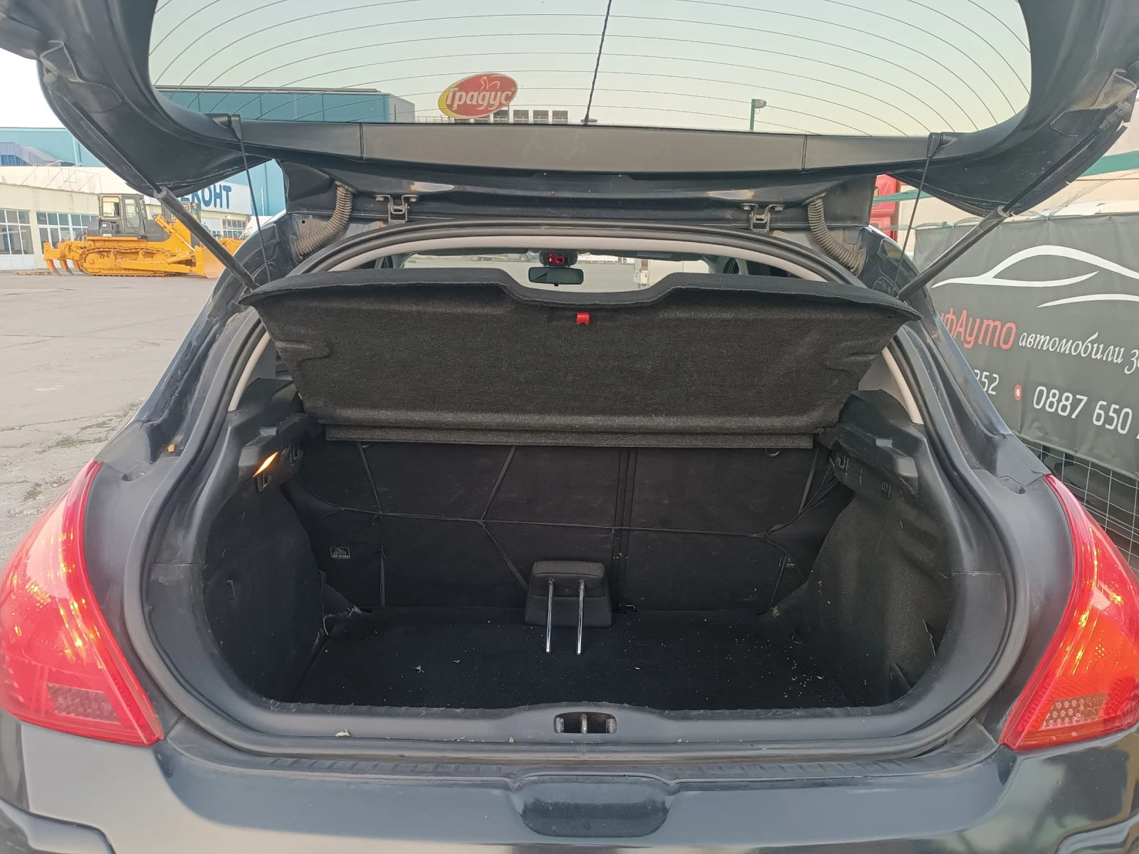 Peugeot 308 1, 6 HDI, ВСИЧКО ПЛАТЕНО, ЛИЗИНГ , снимка 5 - Автомобили и джипове - 56012372