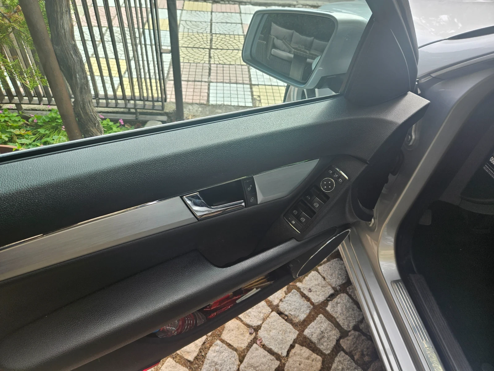 Mercedes-Benz C 220, снимка 5 - Автомобили и джипове - 56245218