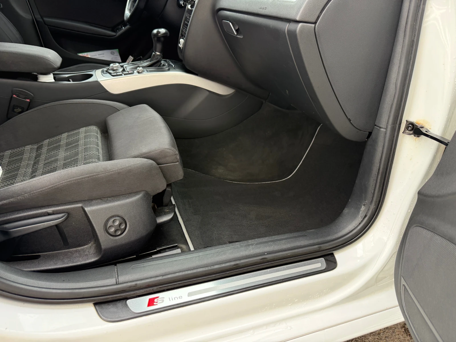 Audi A4 2.0TDI+ S-tronic+ S-line+ BiXenon+ Navi | Mobile.bg � ����������� 10