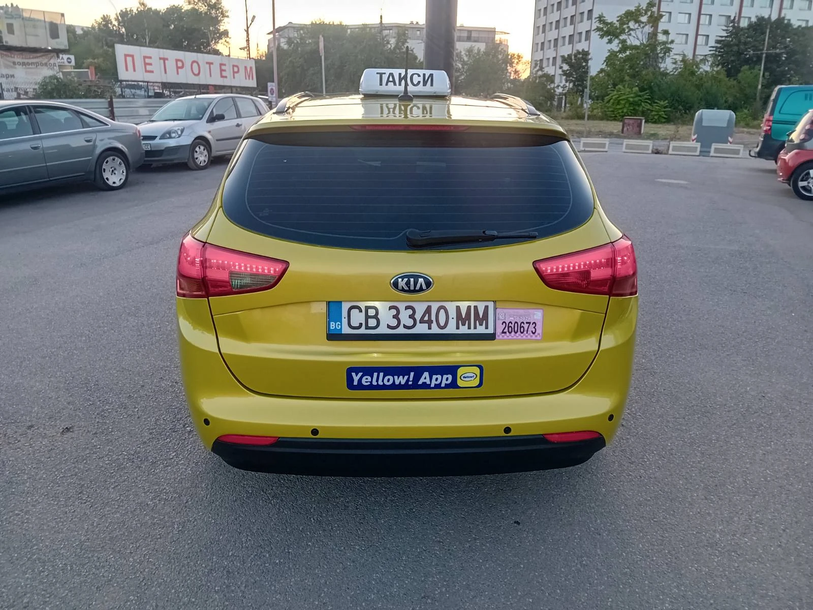 Kia Ceed, снимка 2 - Автомобили и джипове - 56726378