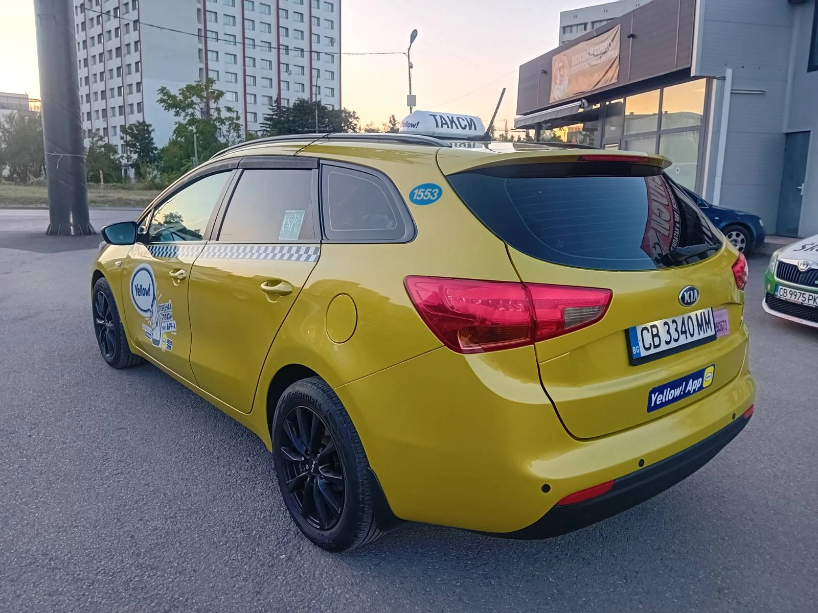 Kia Ceed, снимка 3 - Автомобили и джипове - 56726378