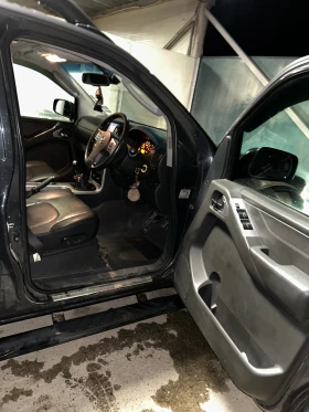 Nissan Navara 2.5 dCi 171 к.с. (126 kW, D40) - 7000 € / 13690.81 лв. - 55881824 6