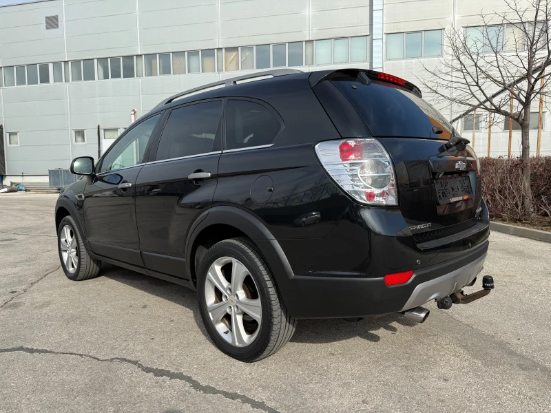 Chevrolet Captiva 2.2d 184 к.с. 7Места, снимка 3 - Автомобили и джипове - 49061287