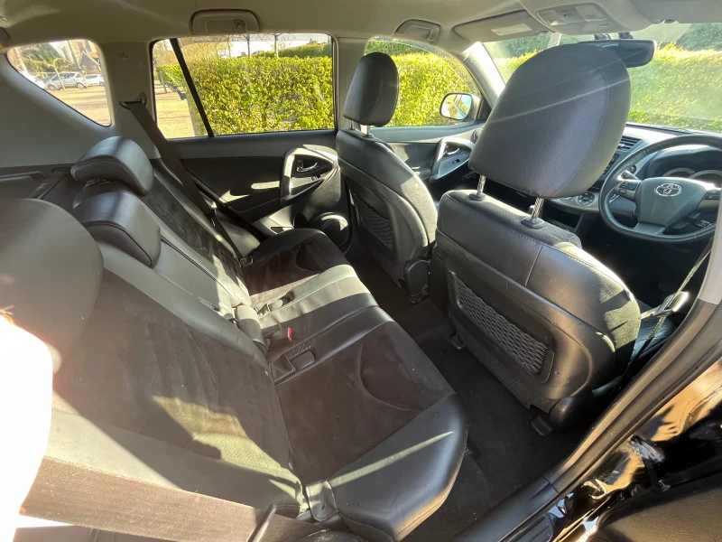 Toyota Rav4 2.2 D4-D, AWD, 4x4, снимка 10 - Автомобили и джипове - 52533079