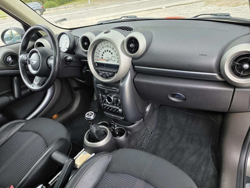 Mini Countryman 1.6 i Turbo 184k.c , снимка 11 - Автомобили и джипове - 52051548