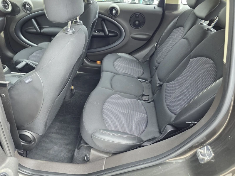 Mini Countryman 1.6 i Turbo 184k.c , снимка 9 - Автомобили и джипове - 52051548