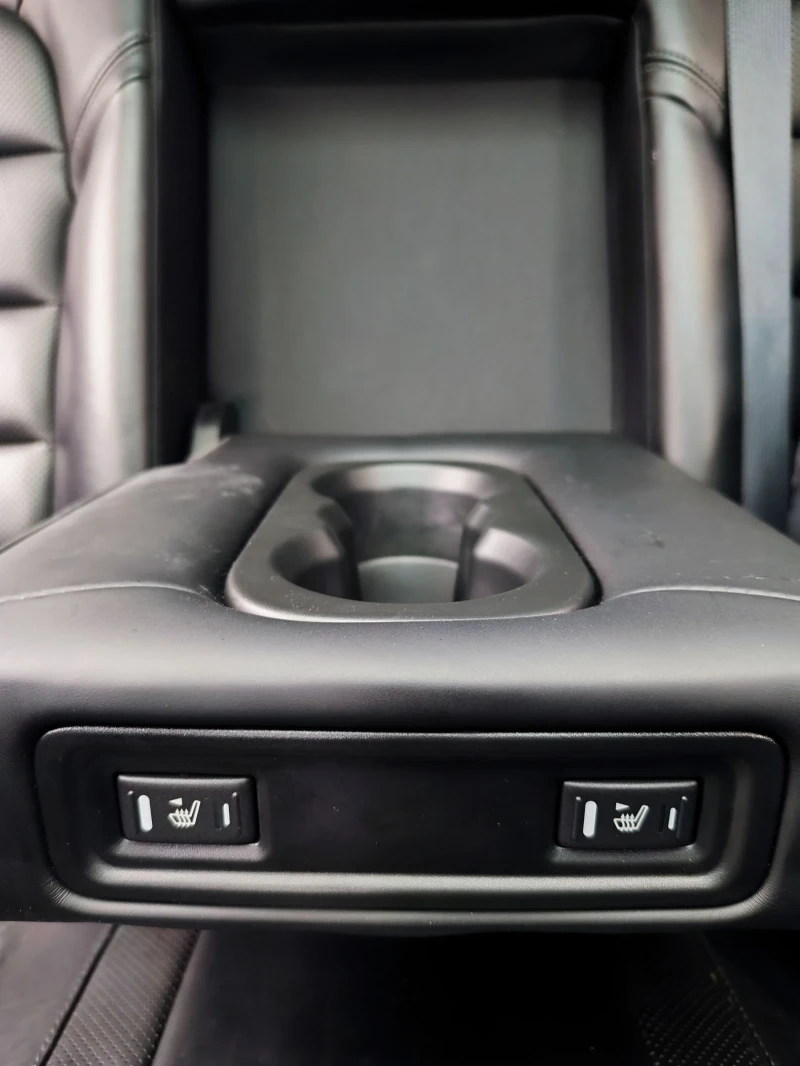 Renault Koleos INITIALE PARIS, снимка 13 - Автомобили и джипове - 52788941