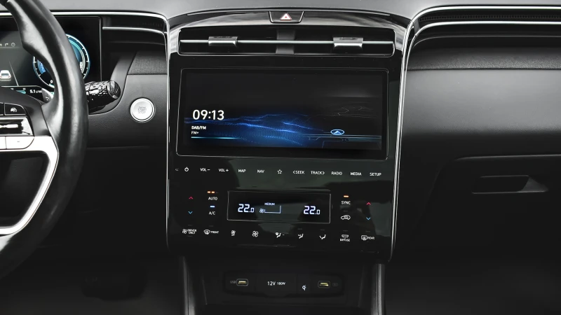 Hyundai Tucson 1.6 T-GDi PREMIUM Plug-in Hybrid 4x4 Automatic, снимка 11 - Автомобили и джипове - 53538415