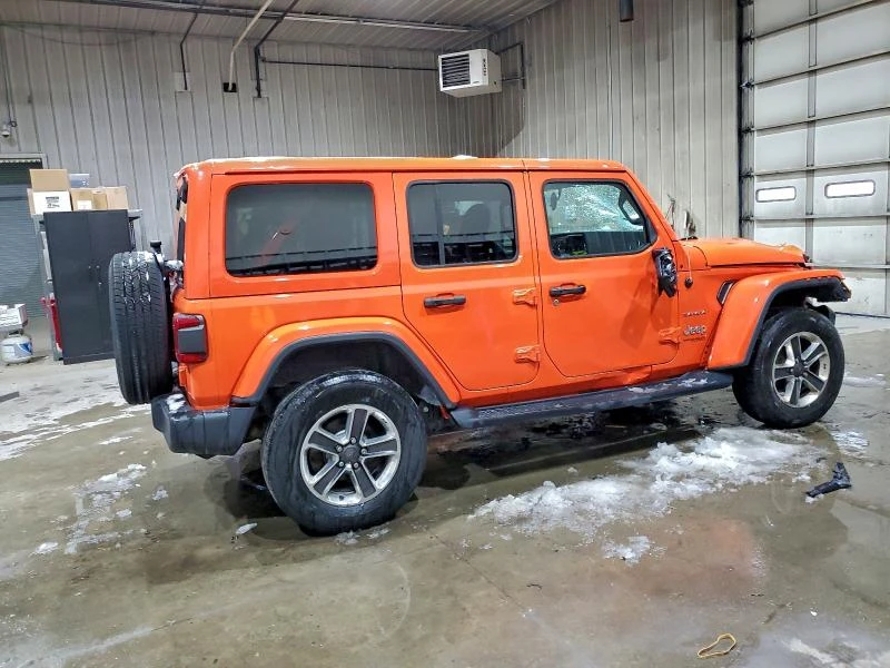 Jeep Wrangler 3.6L 6 4x4 w/Rear Wheel Drv, снимка 4 - Автомобили и джипове - 53892002
