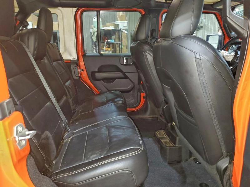 Jeep Wrangler 3.6L 6 4x4 w/Rear Wheel Drv, снимка 12 - Автомобили и джипове - 53892002