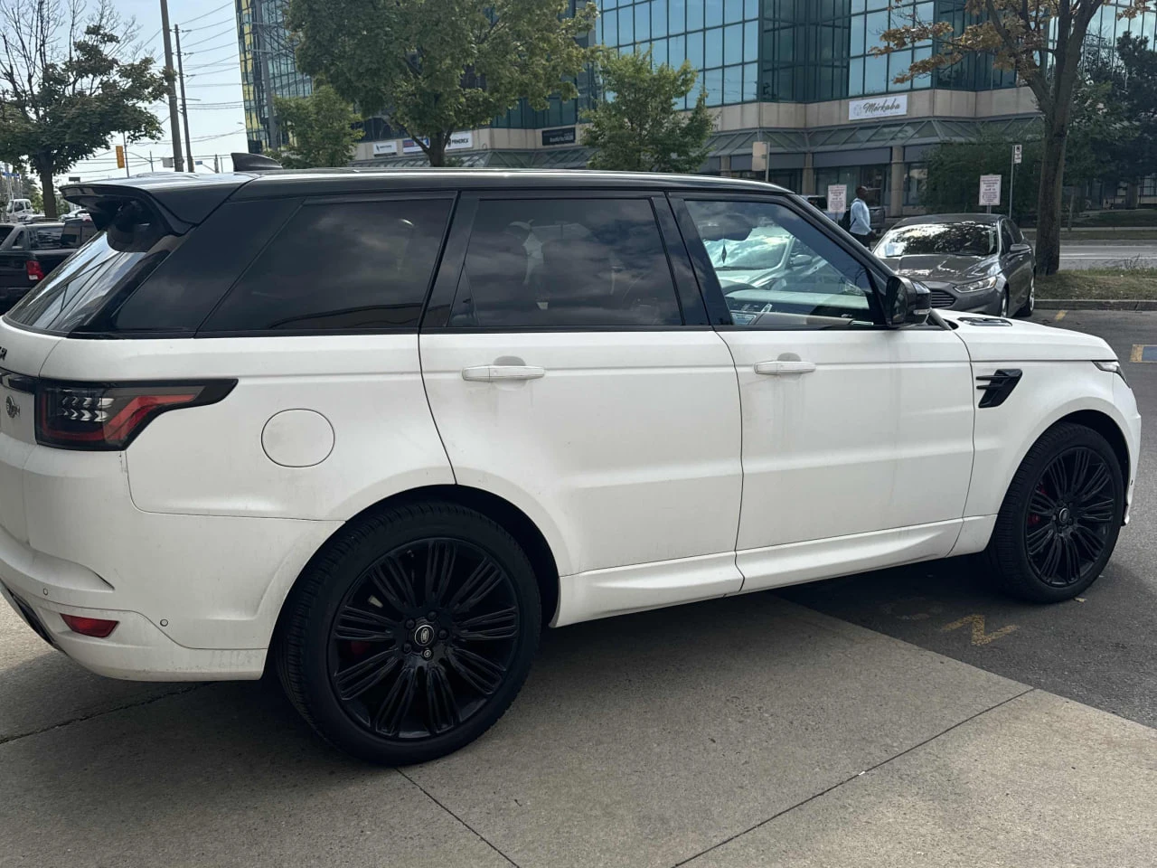 Land Rover Range Rover Sport CARFAX* АВТОФИНАНСИРАНЕ* БЕЗ ПЪРВОНАЧАЛНА ВНОСКА*  - изображение 3